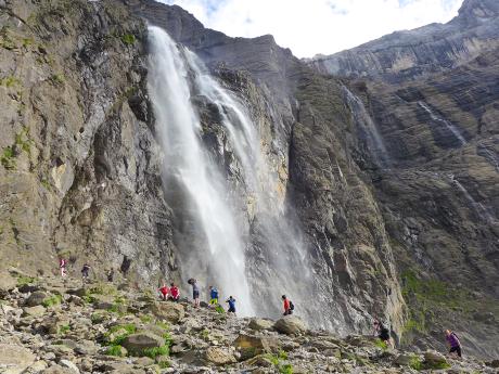 Vodopád Grande Cascade ve skalní stěně Cirque de Gavarnie